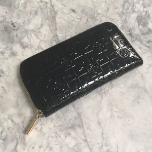 Tory Burch Black Patent Leather Wallet